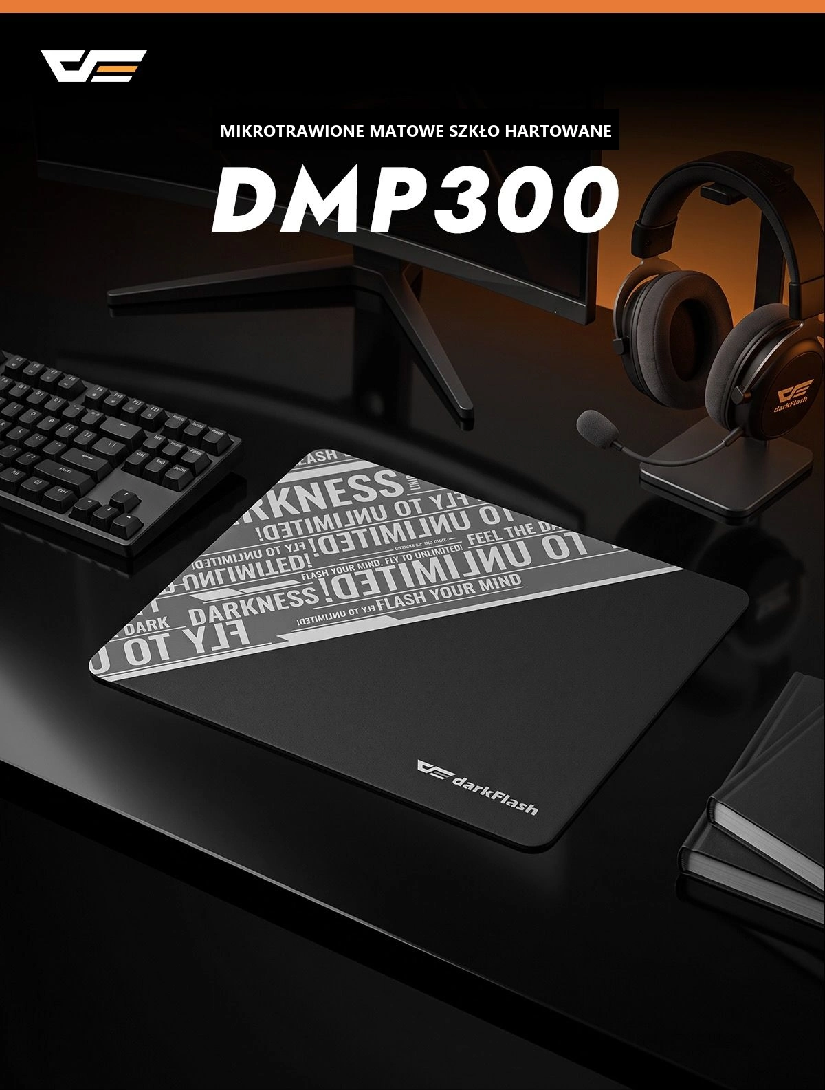 DarkFlash DMP300, szkło na twoim biurku