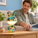 CT2603 — lampka w domowej aranżacji z osobą